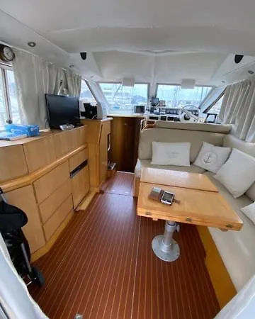 船上ホテル Place Au Soleil